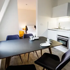 apartmenthaus-konigsallee.com-bavaria.com/