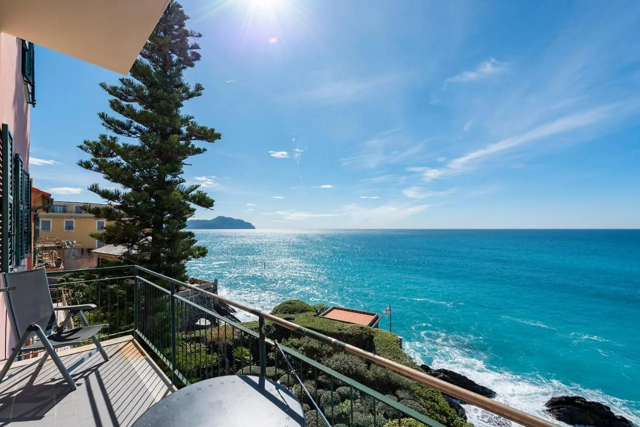 Altido Gorgeous Flat With Exceptional Sea Views Apartment Genoa